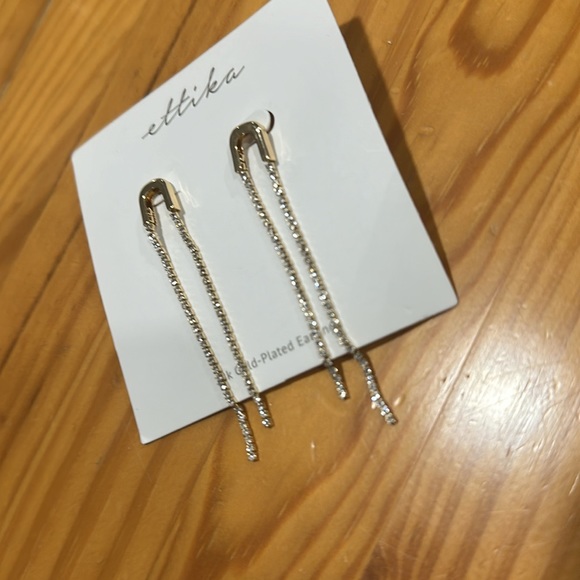 NWT Ettika Earrings gold in Color - Picture 3 of 6